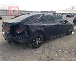 تۆیۆتا کامری